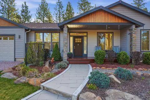 70160 Mustang Dr, Sisters, OR 97759