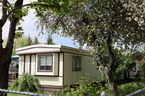 7515 Gladstone Ave, White City, OR 97503