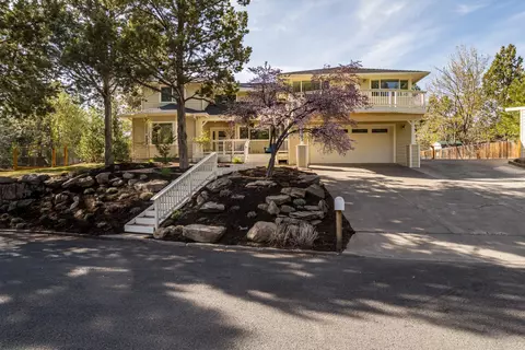 Exterior - 2742 NW Scandia Loop, Bend, OR 97703 photo 2 of 22