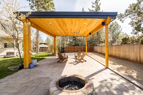 Exterior - 2742 NW Scandia Loop, Bend, OR 97703 photo 14 of 22