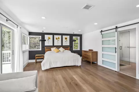 Bedroom - 2742 NW Scandia Loop, Bend, OR 97703 photo 1 of 4