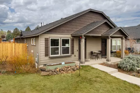 62017 NE Nates Pl, Bend, OR 97701