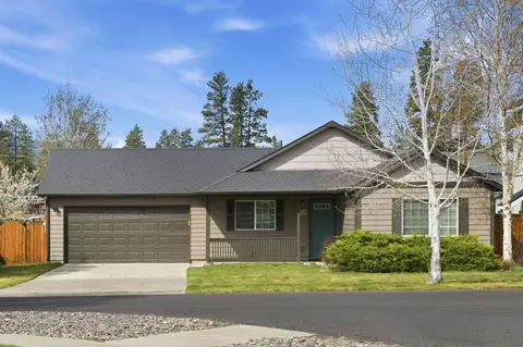 471 N Songbird St, Sisters, OR 97759