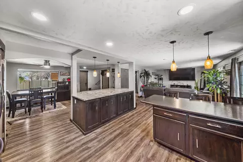 1216 SW 32nd Ct, Redmond, OR 97756
