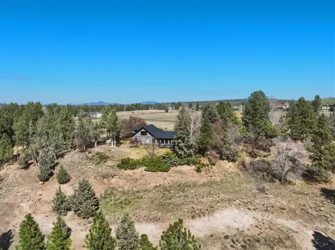View/Area - 65025 Wapiti Way, Bend, OR 97703 photo 1 of 5
