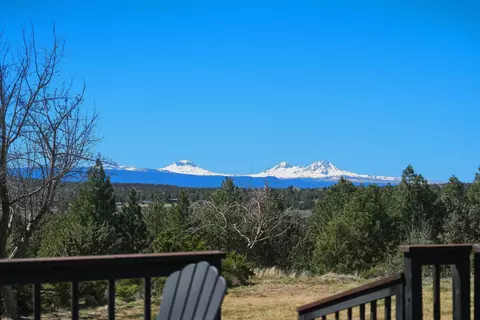 Exterior - 65025 Wapiti Way, Bend, OR 97703 photo 6 of 17