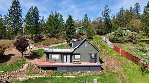 255 Shipley Ter, Prospect, OR 97536
