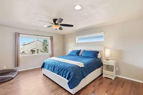 Bedroom - 19626 Harvard Pl, Bend, OR 97702 photo 1 of 3