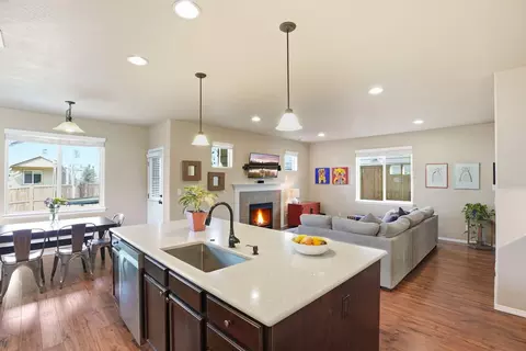 Kitchen - 19626 Harvard Pl, Bend, OR 97702 photo 3 of 5