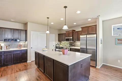 Kitchen - 19626 Harvard Pl, Bend, OR 97702 photo 1 of 5