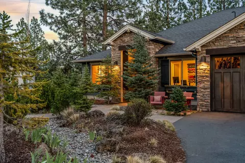 3277 NW Pee Wee Ct, Bend, OR 97703 photo 5