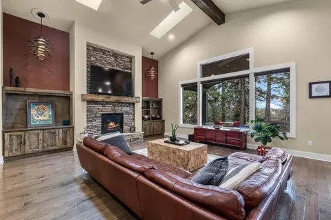 3277 NW Pee Wee Ct, Bend, OR 97703 photo 8