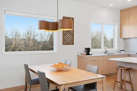 Dining - 204 SW Log Ct, Bend, OR 97702 photo 2 of 2