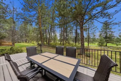 Exterior - 20344 Donkey Sled Rd, Bend, OR 97702 photo 6 of 16