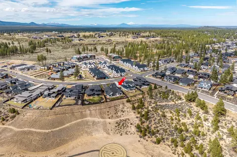 View/Area - 3267 NW Celilo Ln, Bend, OR 97703 photo 7 of 9