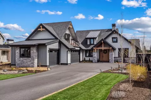 Exterior - 3267 NW Celilo Ln, Bend, OR 97703 photo 2 of 13