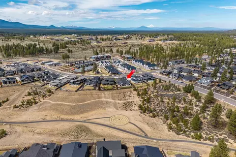 View/Area - 3267 NW Celilo Ln, Bend, OR 97703 photo 8 of 9