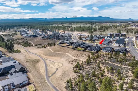 View/Area - 3267 NW Celilo Ln, Bend, OR 97703 photo 5 of 9