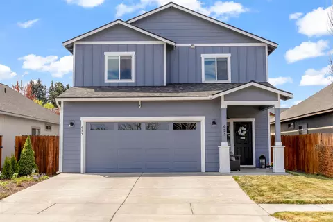 653 NE Providence Dr, Bend, OR 97701