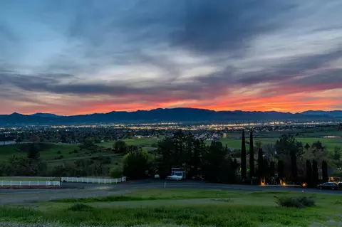3556 Dodson Rd, Medford, OR 97504
