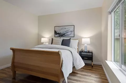 Bedroom - 19508 Fishhawk Loop, Bend, OR 97702 photo 5 of 5