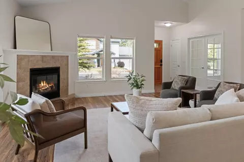 Living - 19508 Fishhawk Loop, Bend, OR 97702 photo 1 of 3