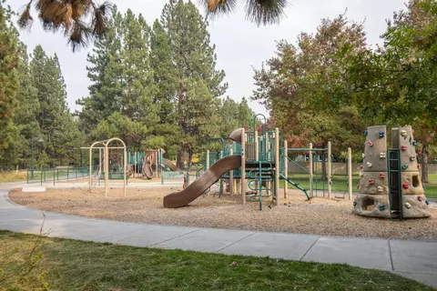 Other - 19508 Fishhawk Loop, Bend, OR 97702 photo 8 of 9