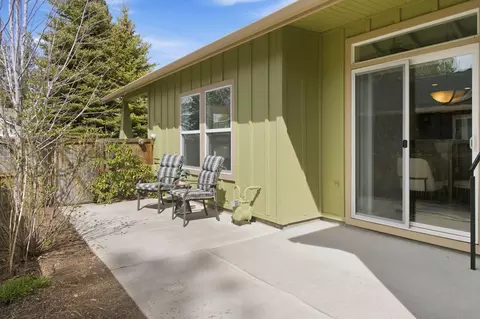 Exterior - 19508 Fishhawk Loop, Bend, OR 97702 photo 4 of 6