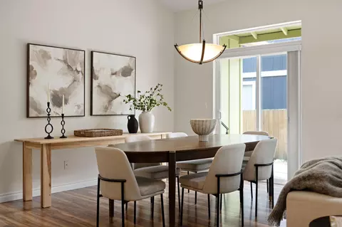 Dining - 19508 Fishhawk Loop, Bend, OR 97702 photo 1 of 1