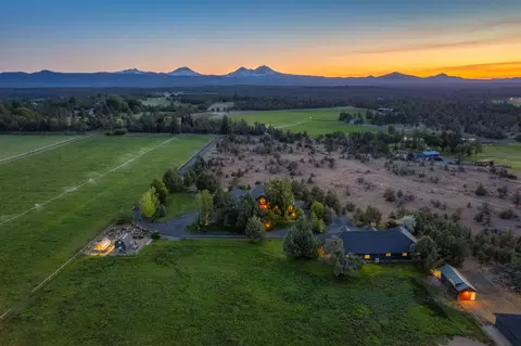 65440 Tweed Rd, Bend, OR 97703