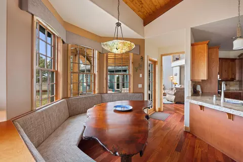 Dining - 65440 Tweed Rd, Bend, OR 97703 photo 2 of 2