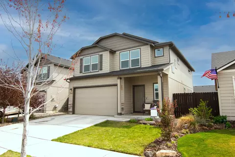 2548 NW Ivy Way, Redmond, OR 97756