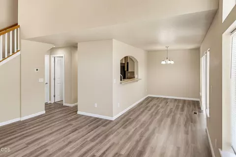 Living - 303 Live Oak Loop, Central Point, OR 97502 photo 4 of 6