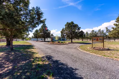 14204 SW Peninsula Dr, Terrebonne, OR 97760