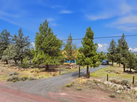 21130 Arid Ave, Bend, OR 97703 photo 10