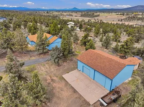 21130 Arid Ave, Bend, OR 97703 photo 4