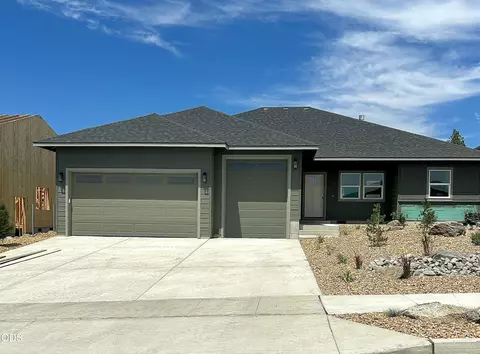 3855 SW Antelope Way #LOT 50, Redmond, OR 97756
