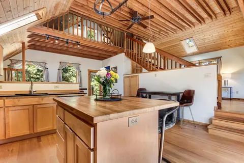 Kitchen - 16396 Skyline Dr, Bend, OR 97703 photo 4 of 4
