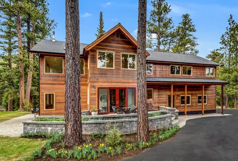 Exterior - 16396 Skyline Dr, Bend, OR 97703 photo 3 of 24