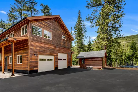 Exterior - 16396 Skyline Dr, Bend, OR 97703 photo 7 of 24