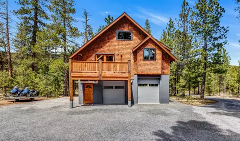 Exterior - 16396 Skyline Dr, Bend, OR 97703 photo 12 of 24