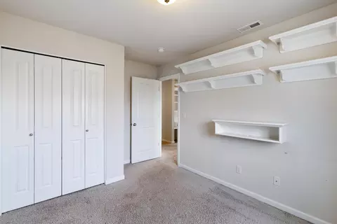 Bedroom - 20550 SE Cameron Ave, Bend, OR 97702 photo 4 of 6