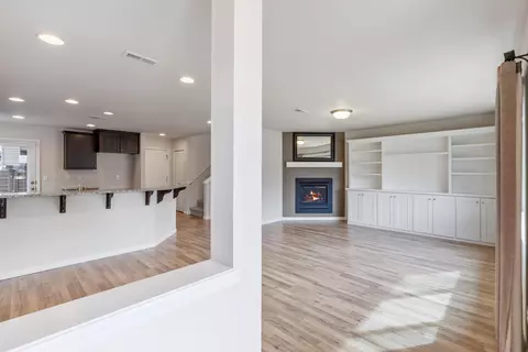 Living - 20550 SE Cameron Ave, Bend, OR 97702 photo 2 of 5