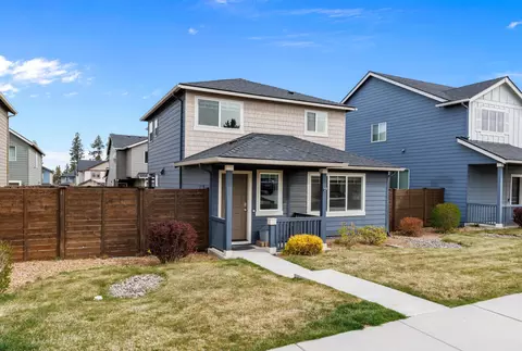Exterior - 20550 SE Cameron Ave, Bend, OR 97702 photo 1 of 4