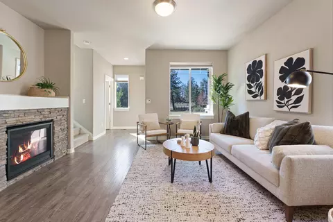 Living - 20860 SE Sotra Loop, Bend, OR 97702 photo 2 of 2