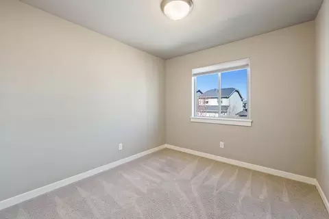 Bedroom - 20860 SE Sotra Loop, Bend, OR 97702 photo 4 of 5
