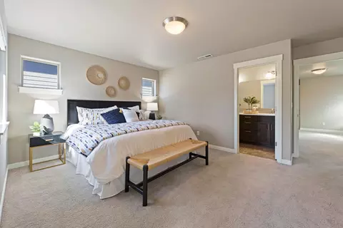 Bedroom - 20860 SE Sotra Loop, Bend, OR 97702 photo 3 of 5
