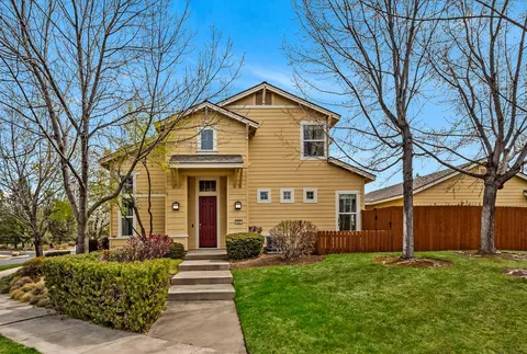 630 SW Hill St, Bend, OR 97702