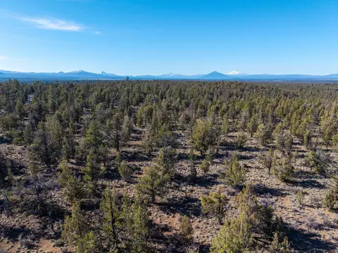 64837 Collins Rd, Bend, OR 97703 photo 10