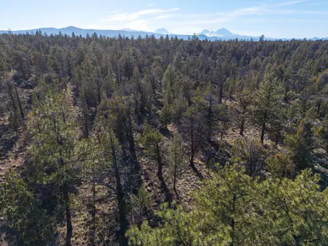 64837 Collins Rd, Bend, OR 97703 photo 9